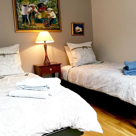 Art & Luxury At Le Louvre Apartment *